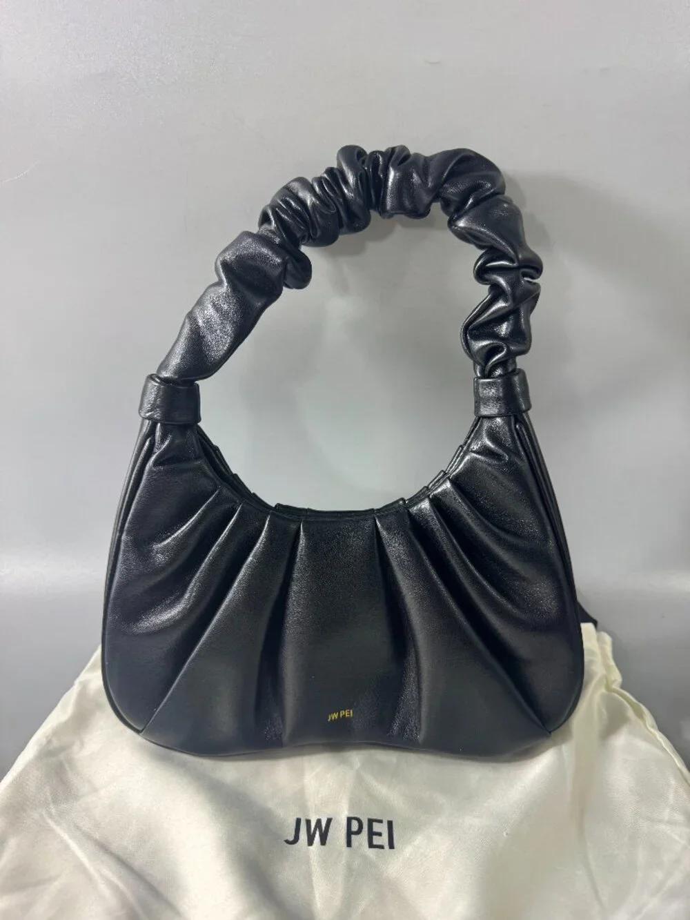 NWOT JW PEI Gabbi Ruched Hobo Handbag - Black